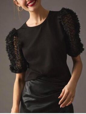 Anthropologie Flat White Women’s Black Puff-Sleeve Top